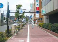 歩道上の対策事例の画像